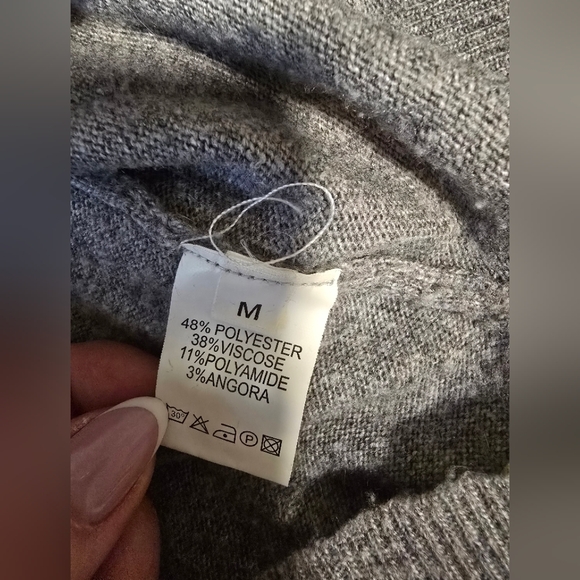 EM ELIZABETTA MINELI gray Embellished Sweater. Size M - Picture 4 of 5